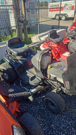 Used Craftsman LT2000 